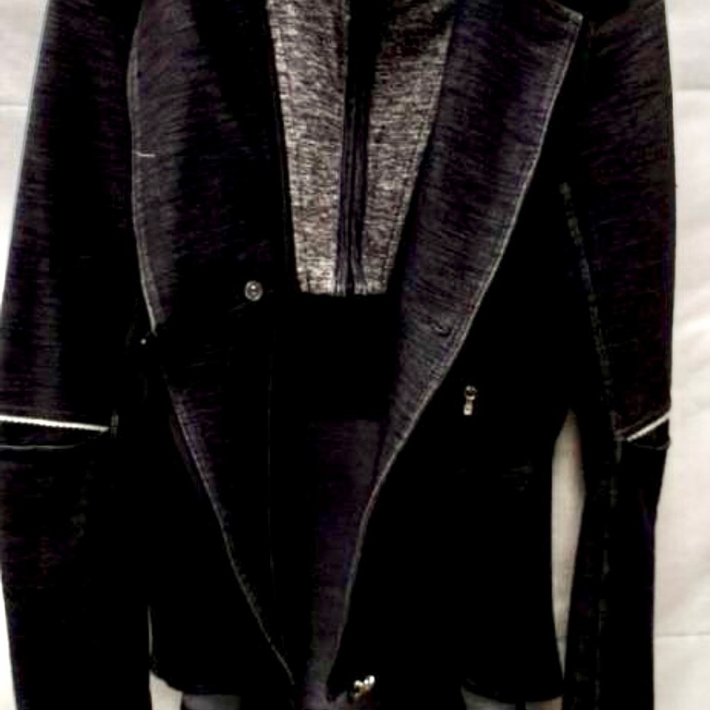 Lululemon Athletica Women's Ride On Black Gray Size 6 Peplum Jacket